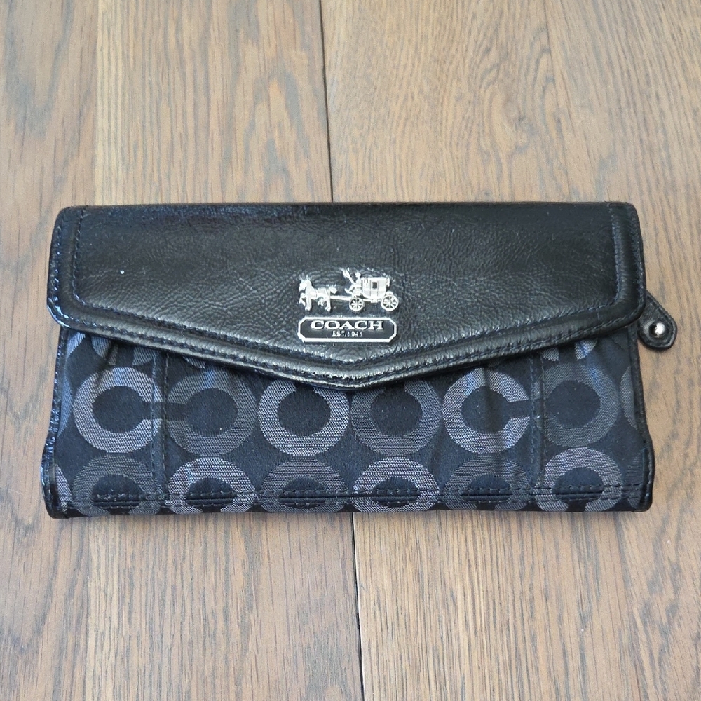 Coach Black Signature Wallet with Monogram Pattern